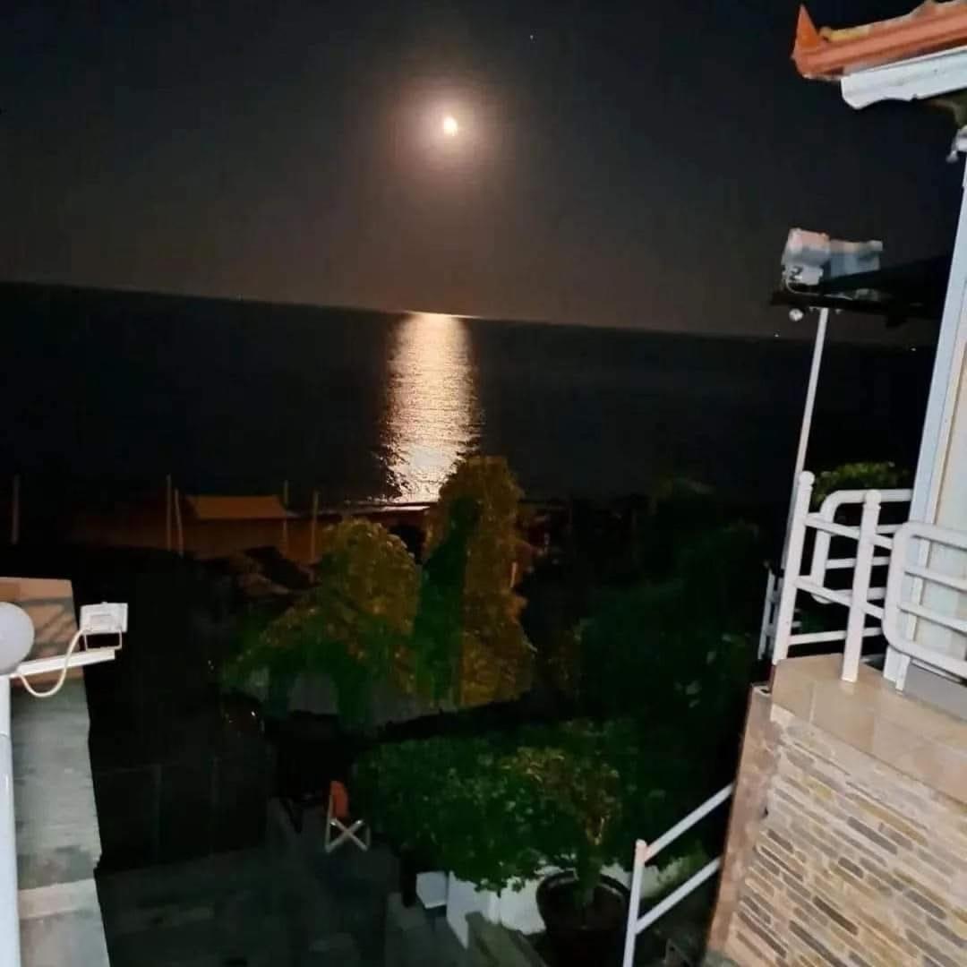 To Let Giannis Makrygialos