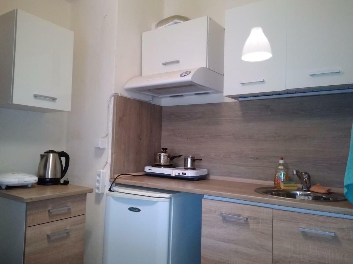 To Let Giannis Apartment